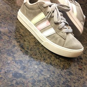 Girls Adidas Sneakers!
